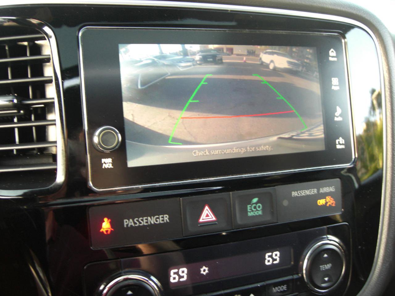 Used 2018 Mitsubishi Outlander LE FWD image 25