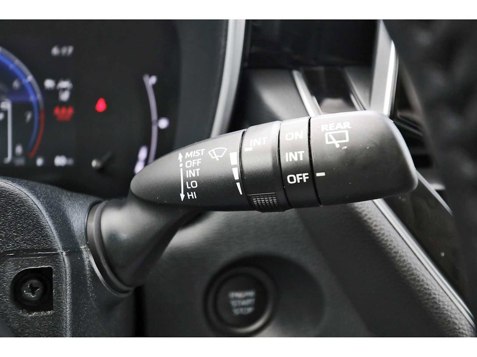 Used 2024 Toyota Corolla Cross XLE w/ Convenience Package image 18