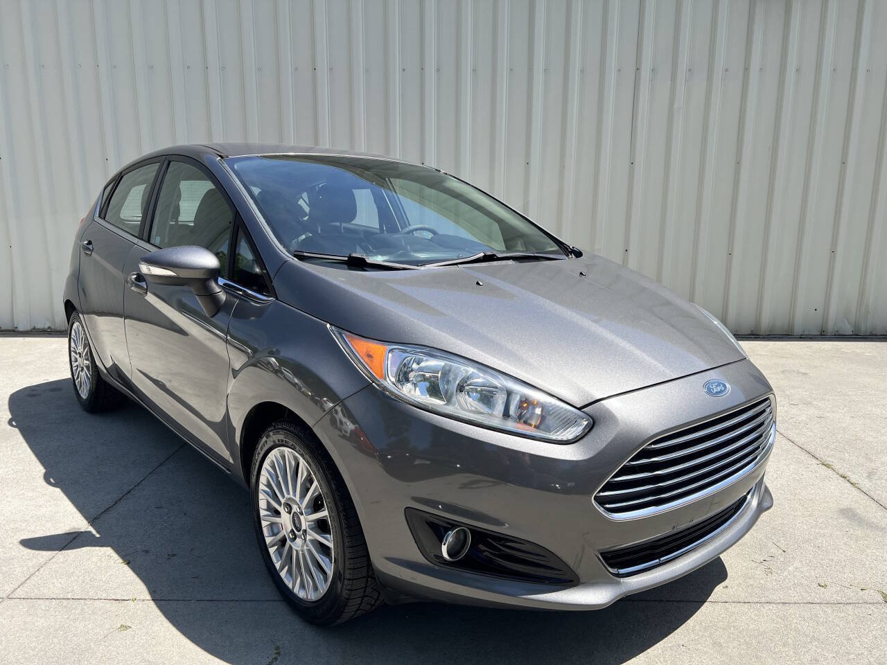 Used 2014 Ford Fiesta Titanium FWD image 1