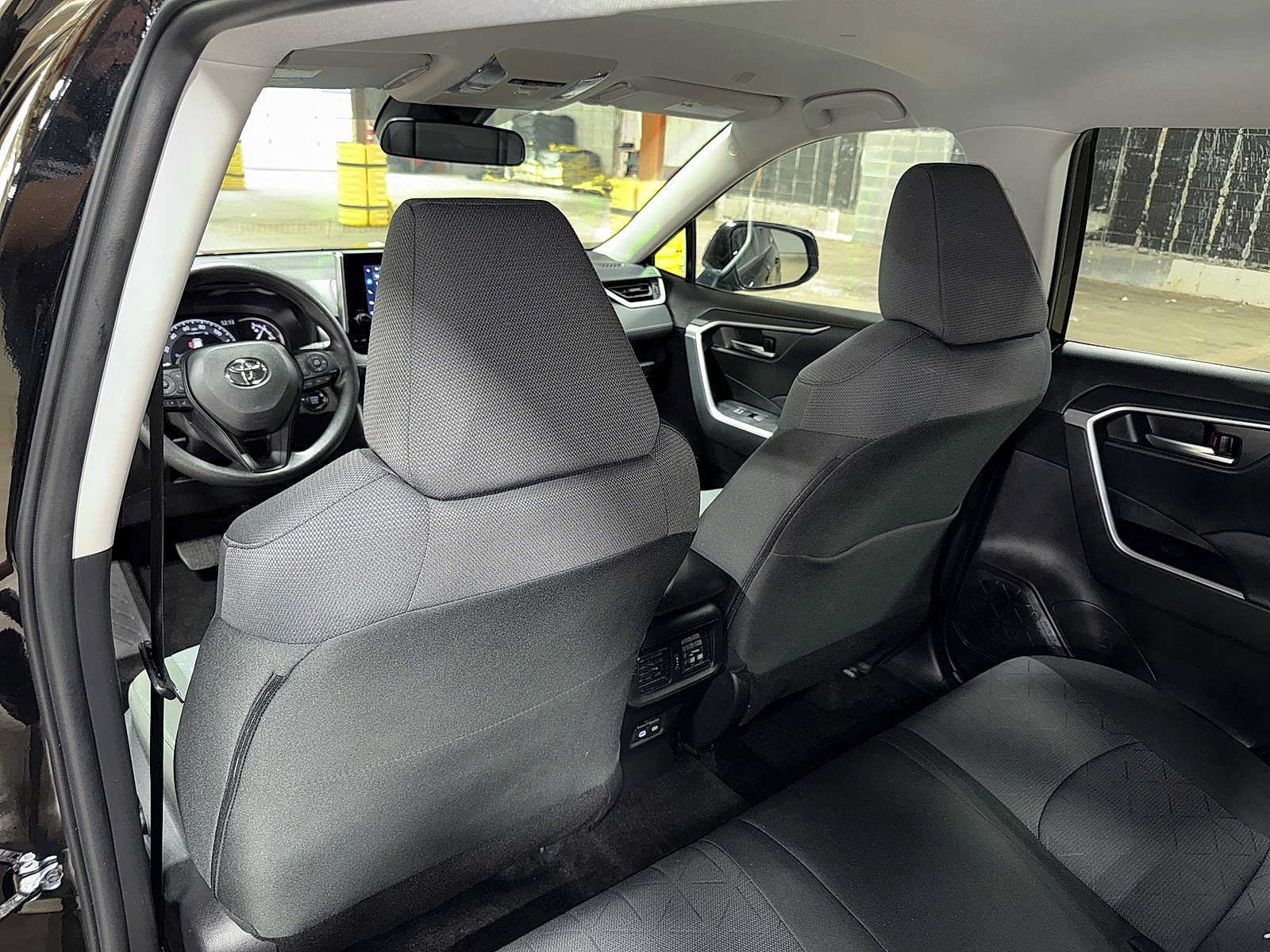 Certified 2025 Toyota RAV4 XLE AWD/4WD image 27