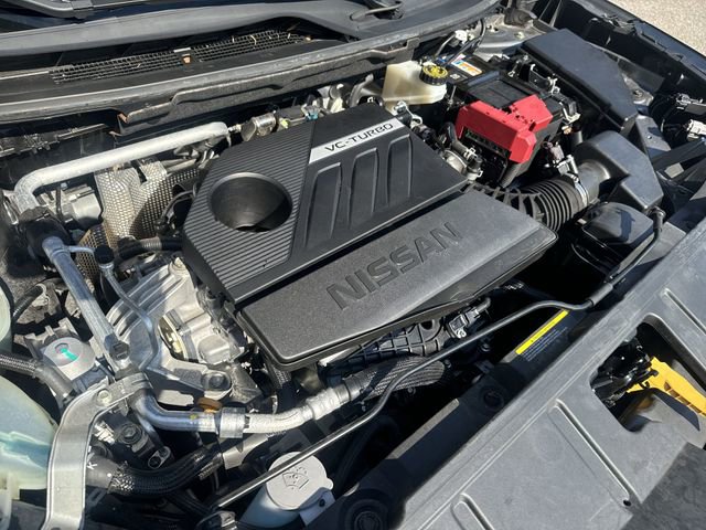 Used 2023 Nissan Rogue SV image 28