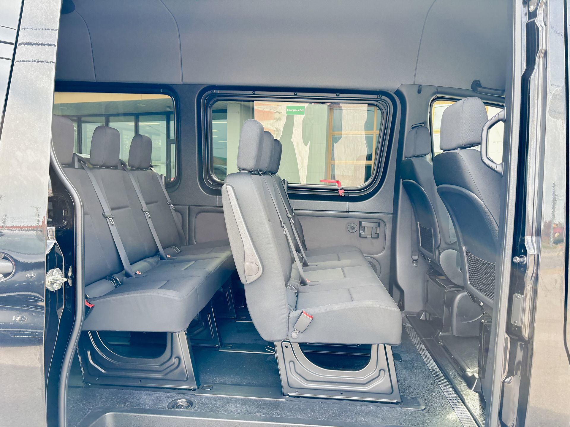 Used 2024 Mercedes-Benz Sprinter 2500 image 10