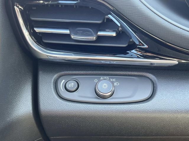 Used 2025 Buick Envista Sport Touring w/ Convenience I Package image 25