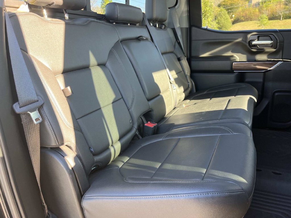 Used 2021 Chevrolet Silverado 1500 LT Trail Boss w/ Convenience Package II AWD/4WD image 24