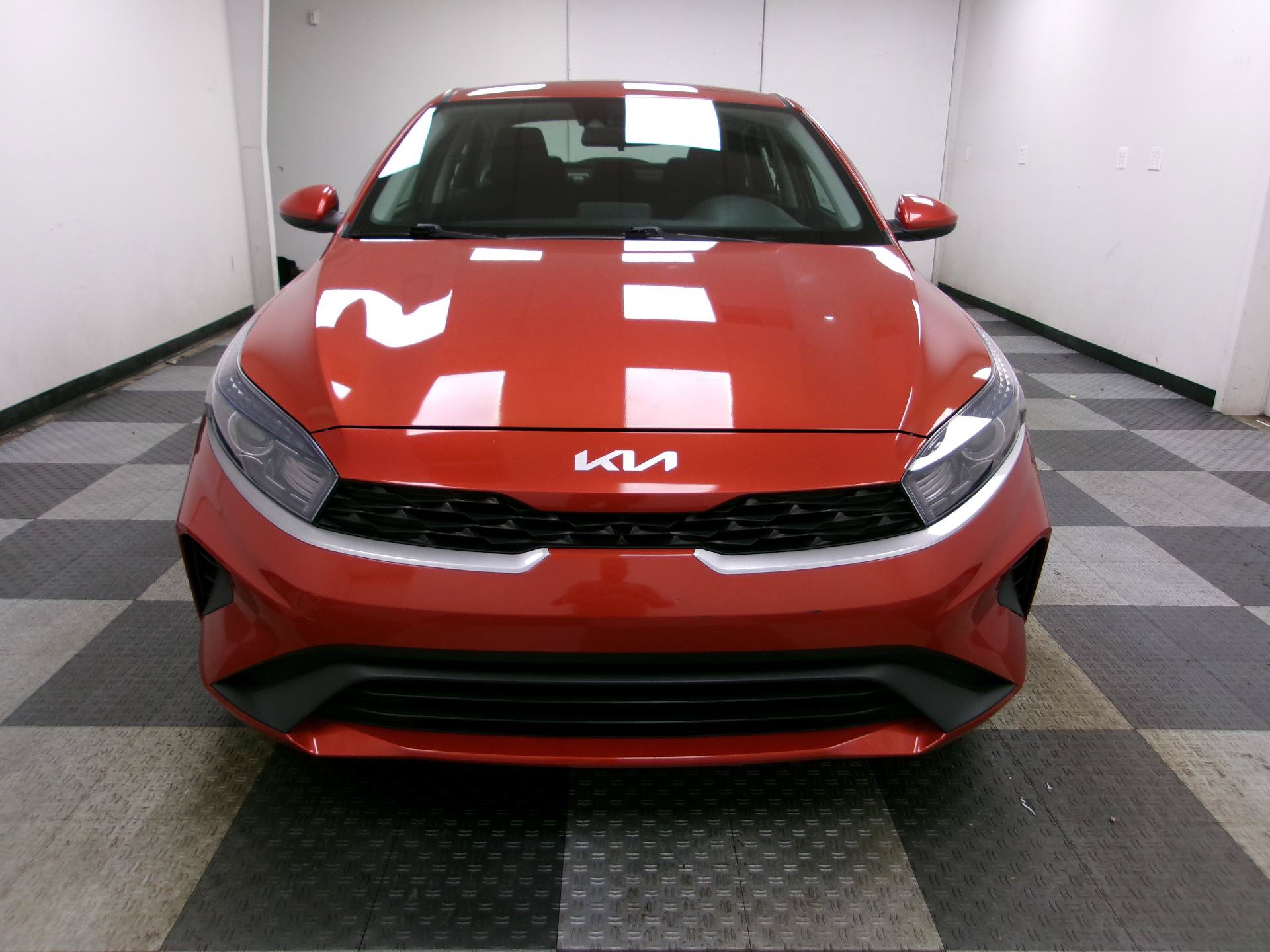 Used 2022 Kia Forte LXS FWD image 11