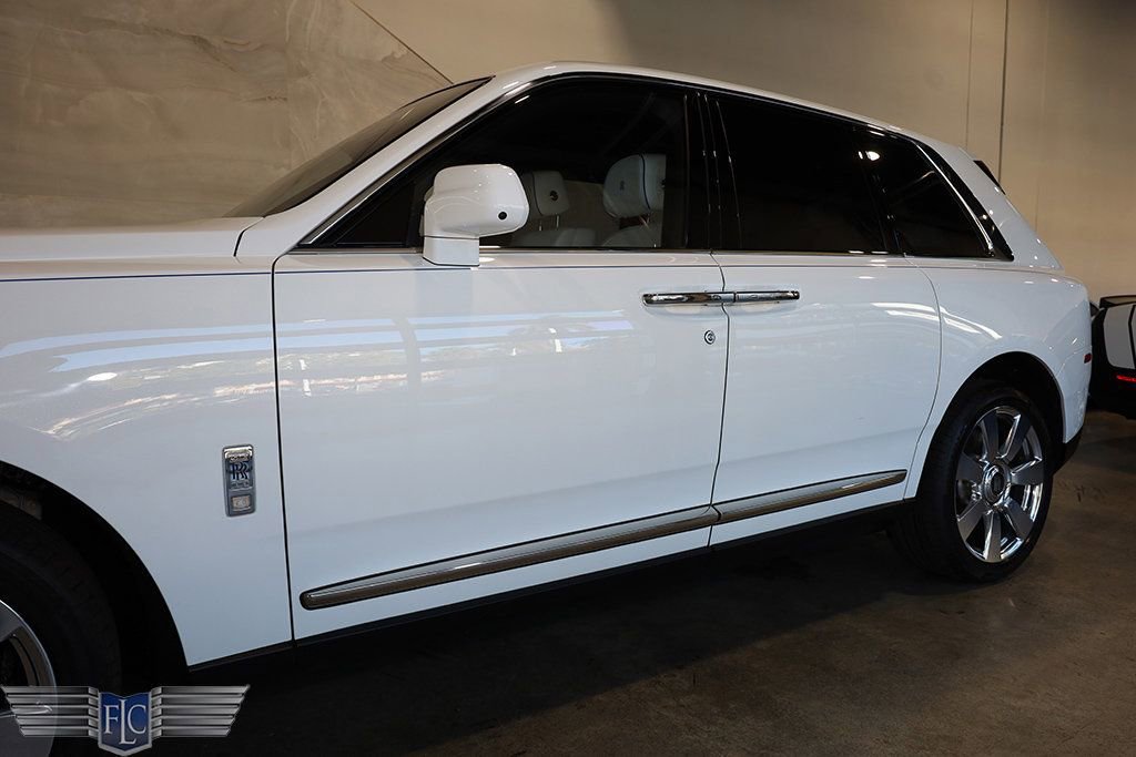 Used 2021 Rolls-Royce Cullinan image 11