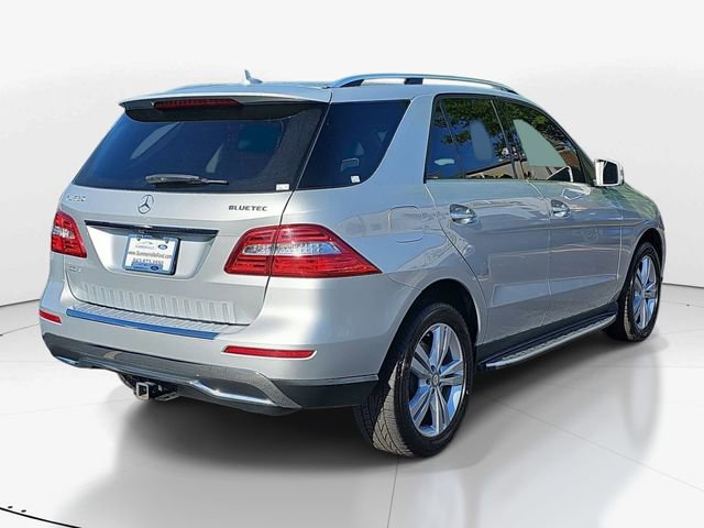 Used 2015 Mercedes-Benz ML 250 BlueTEC 4MATIC image 3