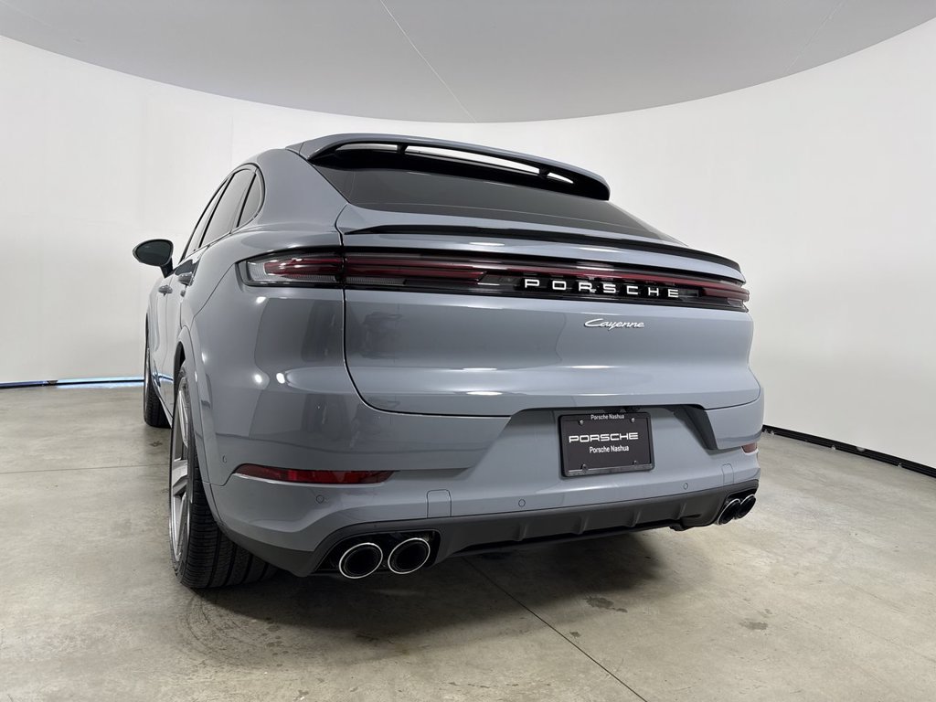 New 2026 Porsche Cayenne Coupe AWD/4WD image 19