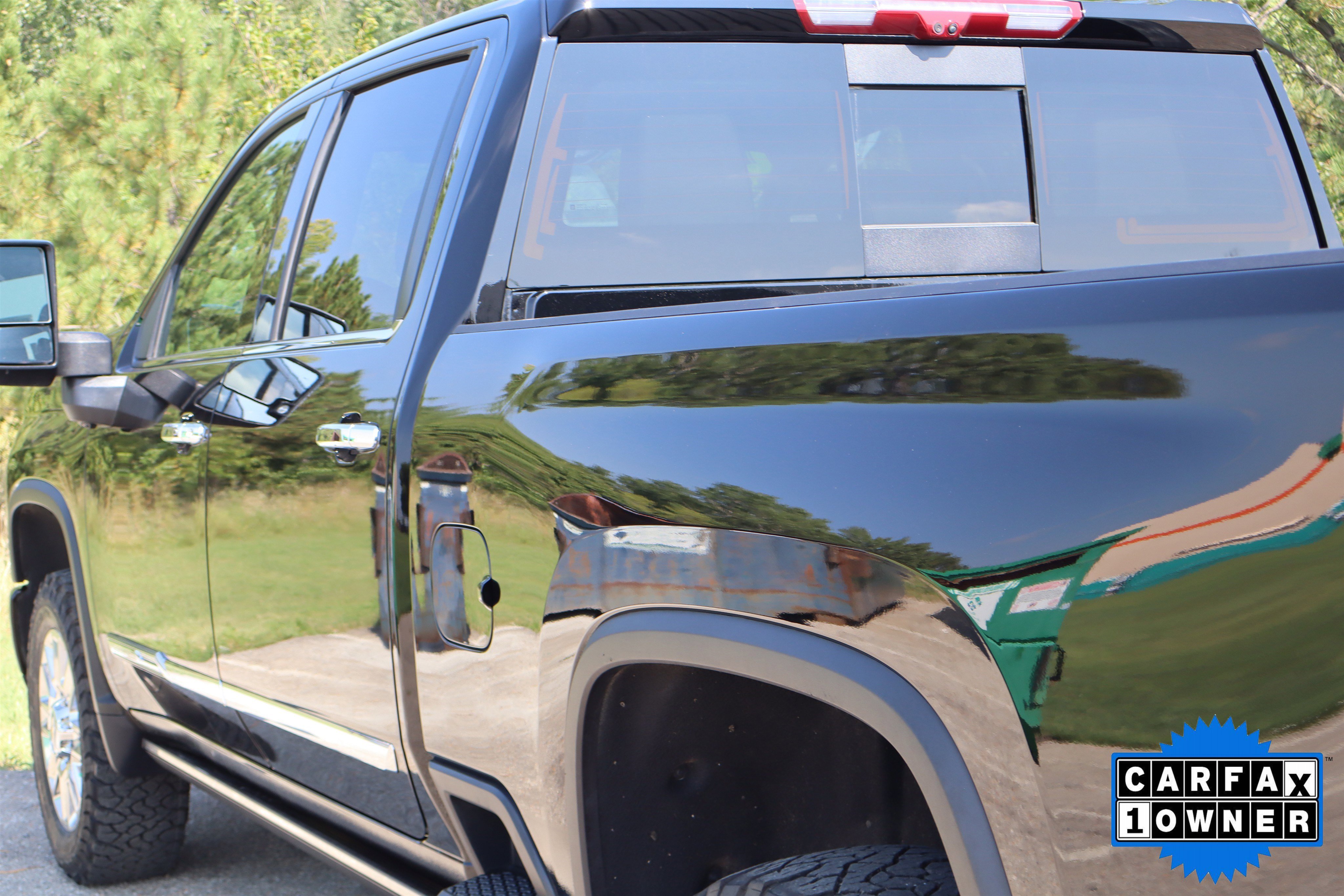 Used 2025 Chevrolet Silverado 2500 High Country w/ Technology Package image 10