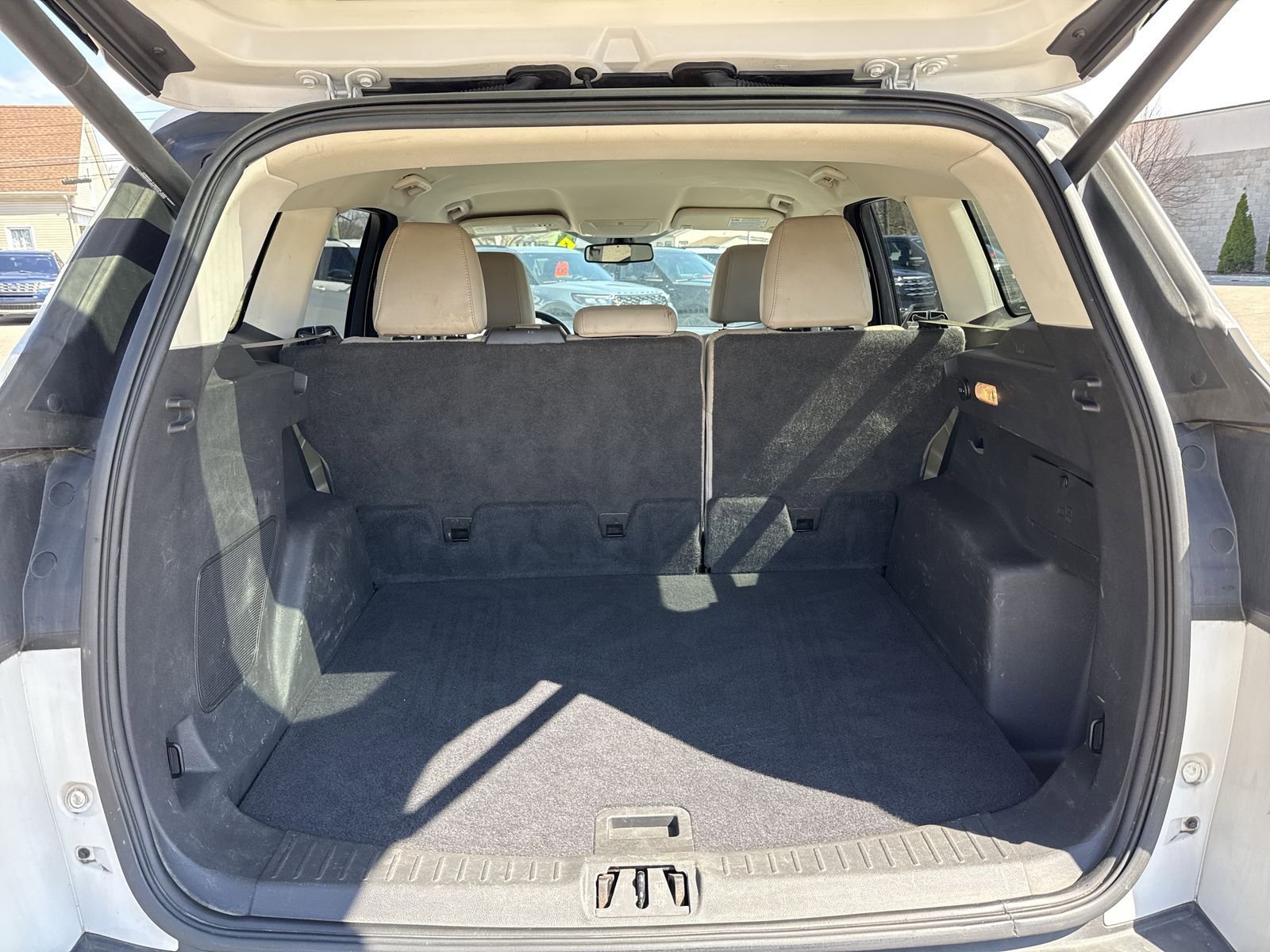 Used 2017 Ford Escape Titanium image 40