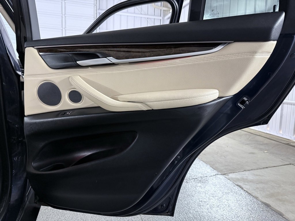 Used 2016 BMW X5 xDrive40e image 27