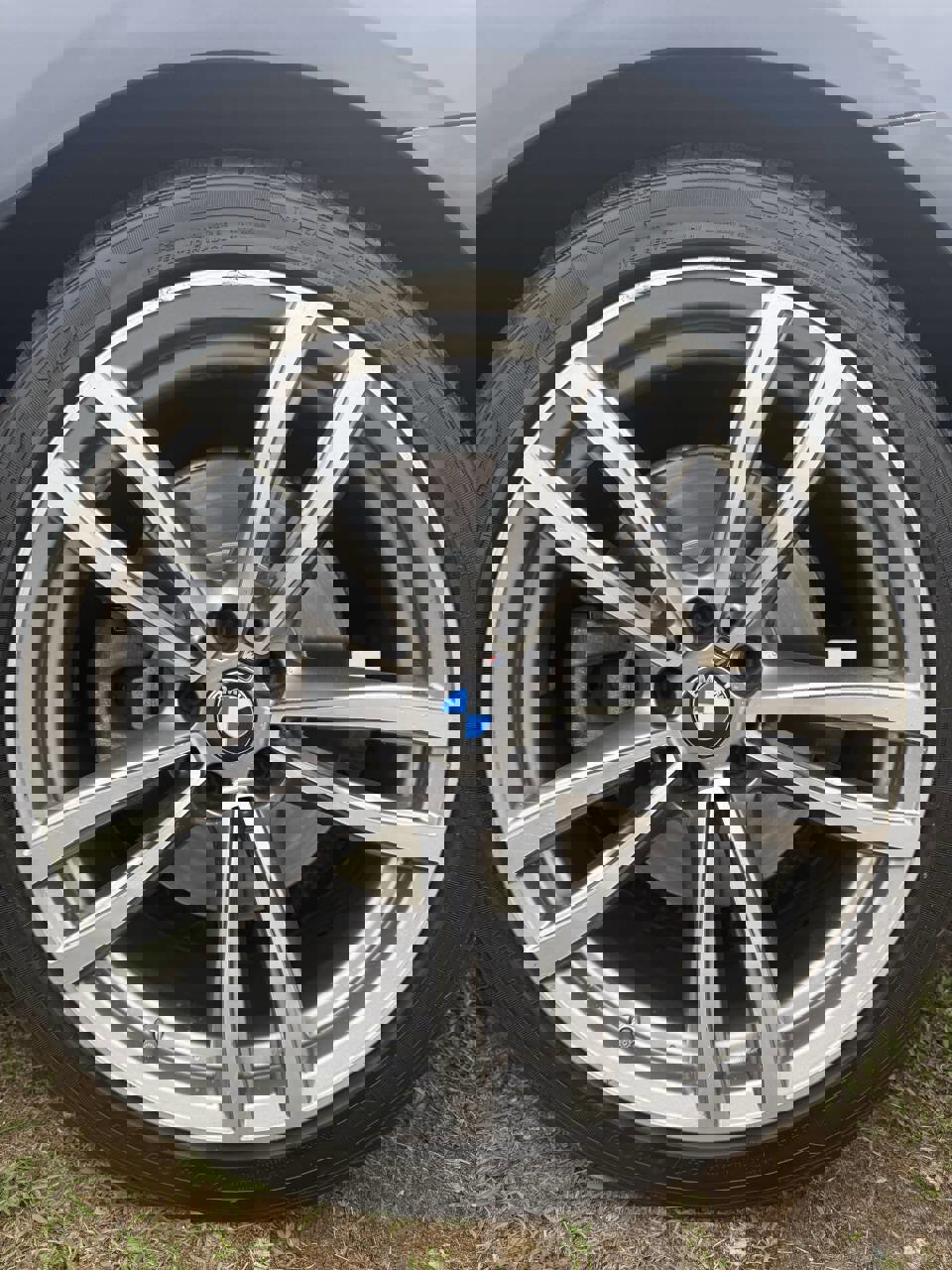 Used 2017 BMW 530i xDrive AWD/4WD image 4