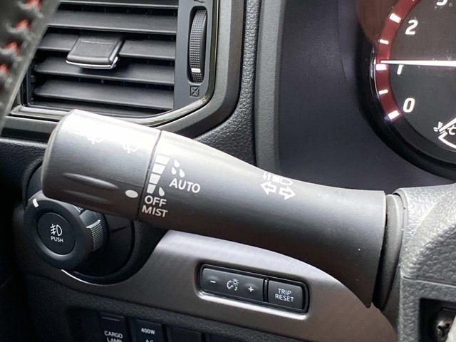 Used 2022 Nissan Titan PRO-4X w/ Pro-4x Convenience Package image 22