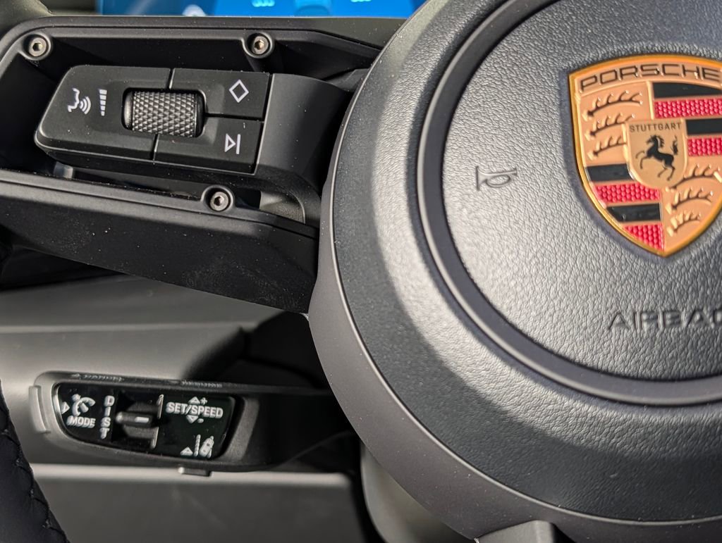 New 2026 Porsche Macan Electric image 38