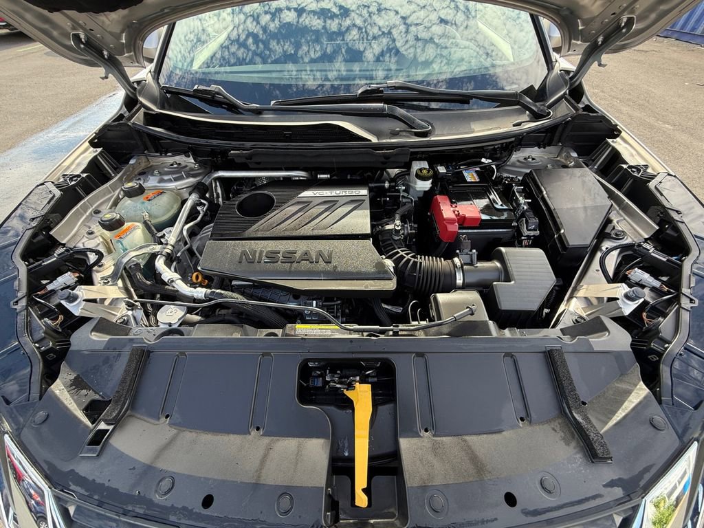 Used 2023 Nissan Rogue SL w/ SL Premium Package image 28