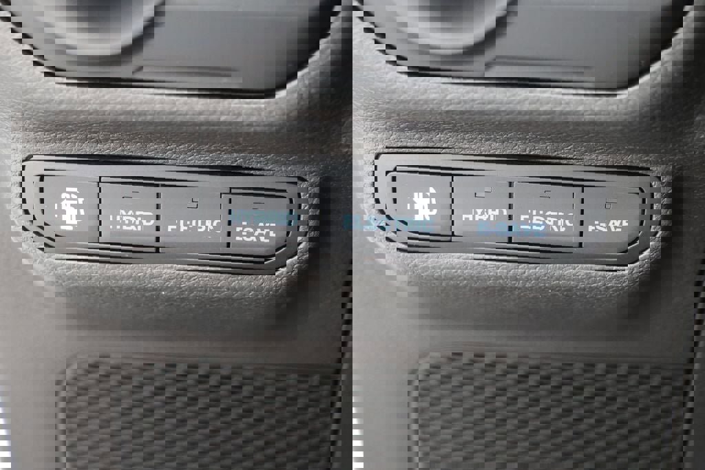 Used 2023 Jeep Wrangler Unlimited Sahara image 23