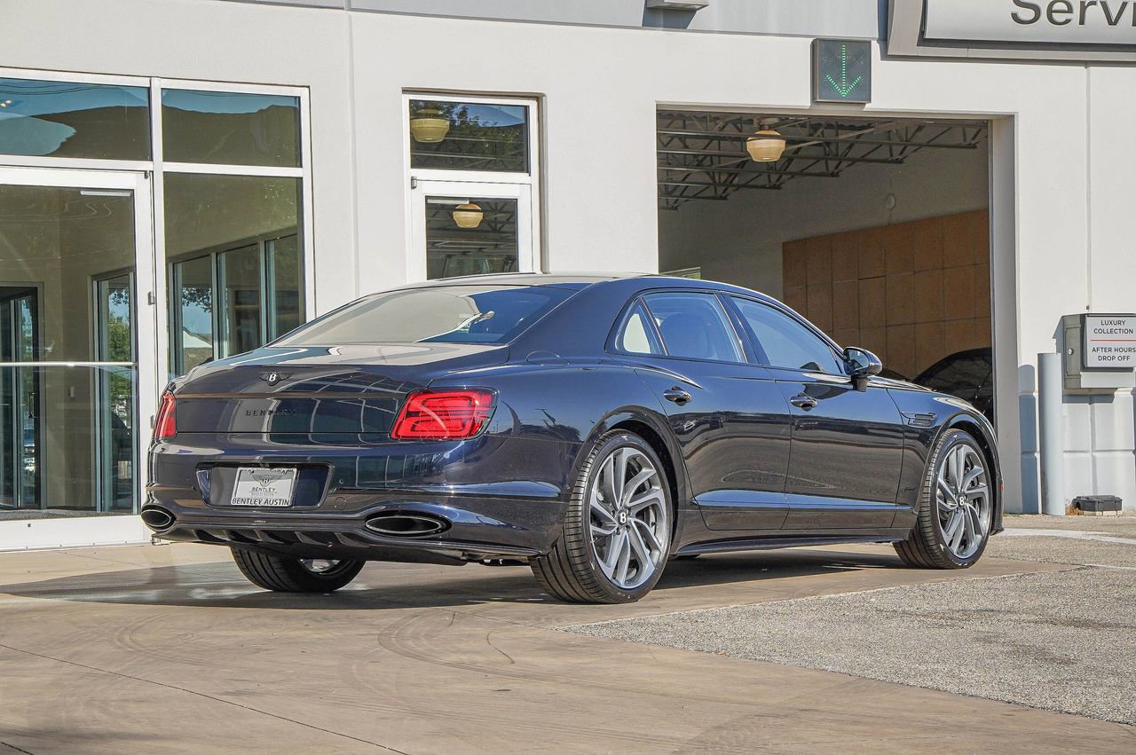 New 2026 Bentley Flying Spur Plug-In Hybrid AWD/4WD image 14