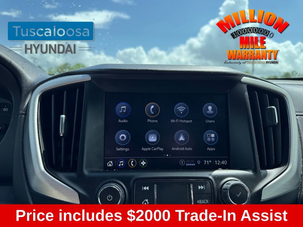 Used 2024 GMC Terrain SLT image 13