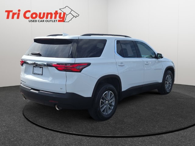 Used 2022 Chevrolet Traverse LT w/ LPO, Floor Liner Package AWD/4WD image 8