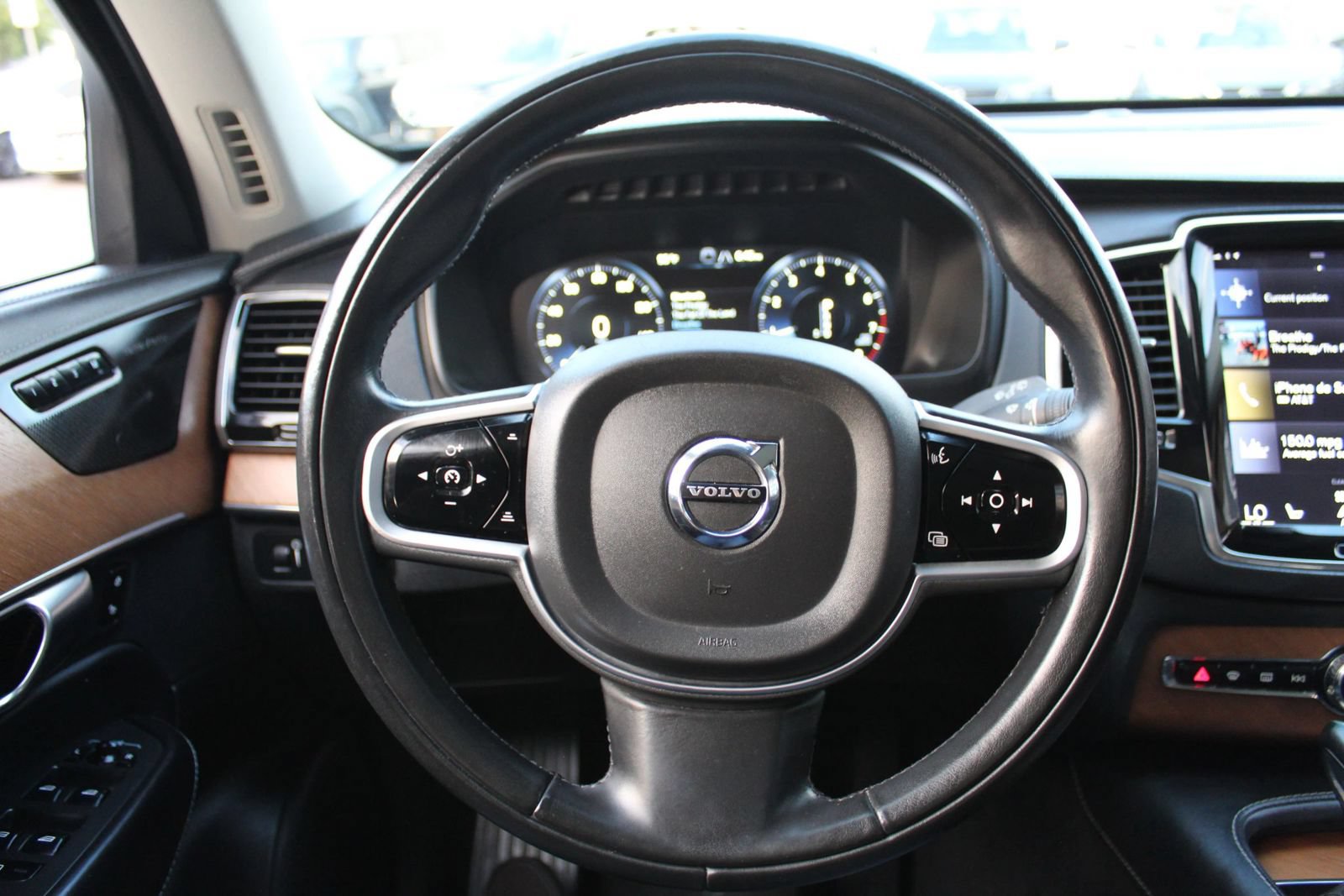 Used 2019 Volvo XC90 T6 Inscription w/ Protection Package Premier AWD/4WD image 18