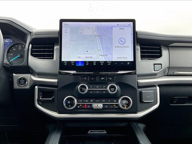 Used 2024 Ford Expedition Max XLT image 19
