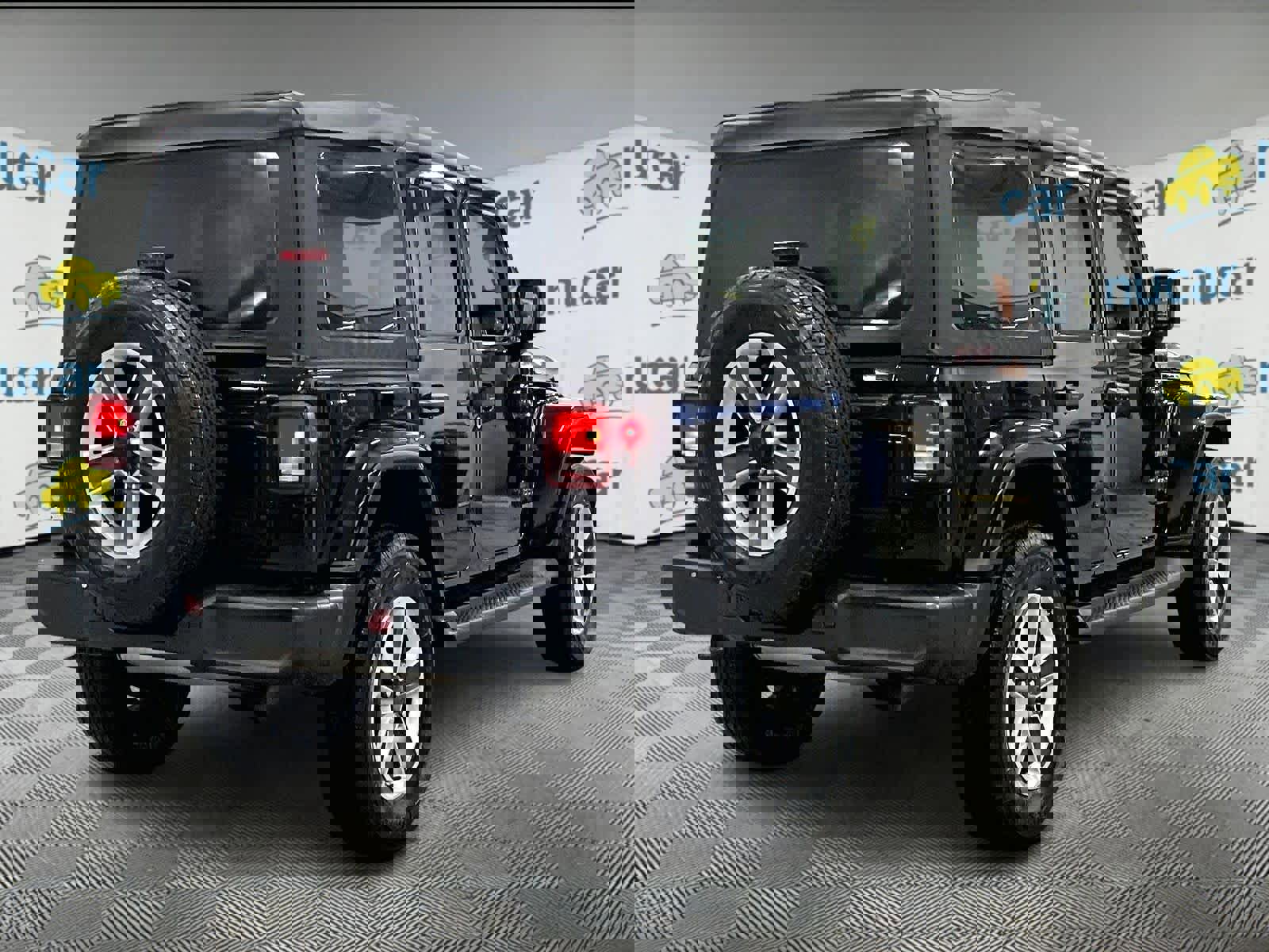 Used 2022 Jeep Wrangler Unlimited Sahara w/ Cold Weather Group image 6