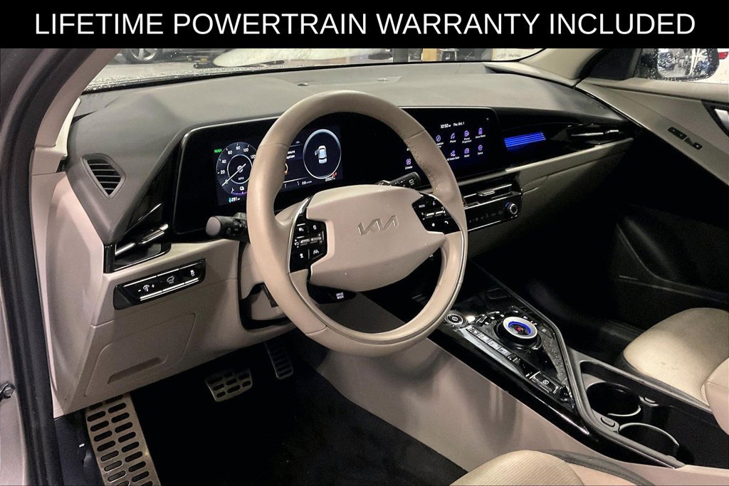 Used 2024 Kia Niro Wave FWD image 12