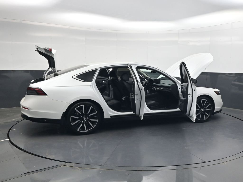 Used 2023 Honda Accord Touring image 35