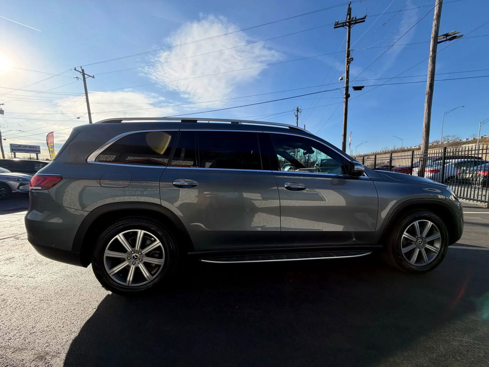 Used 2020 Mercedes-Benz GLS 450 4MATIC image 11
