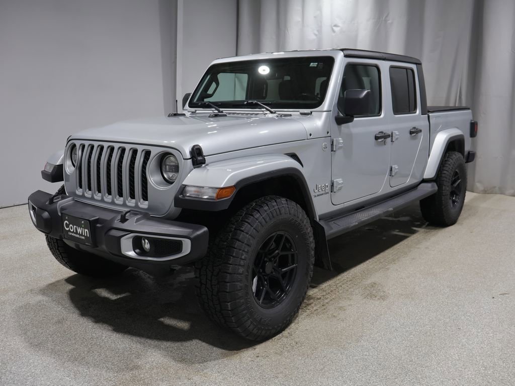Used 2022 Jeep Gladiator Overland w/ Cold Weather Group image 8