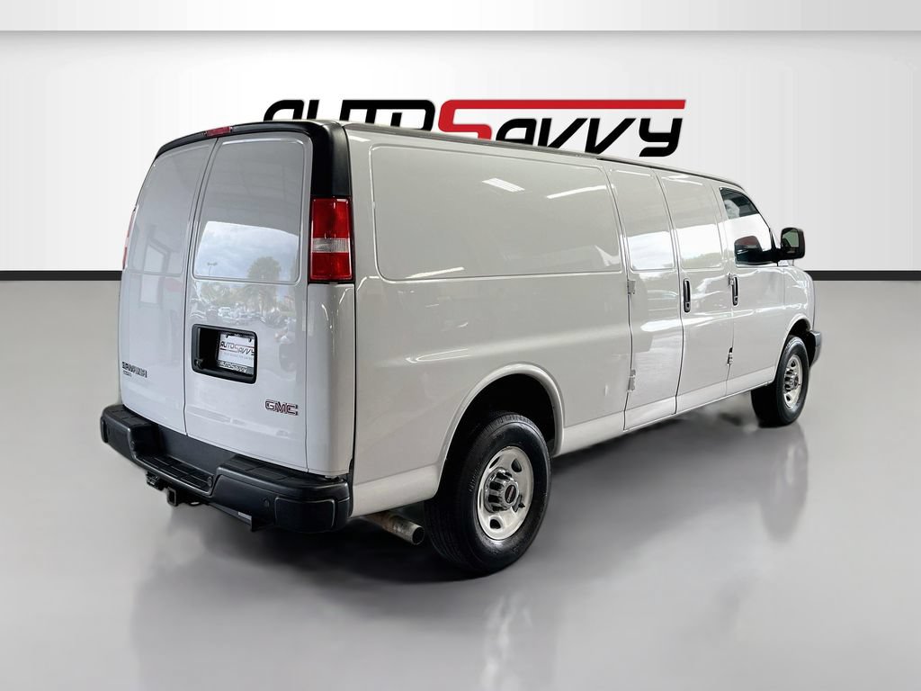 Used 2025 GMC Savana 3500 Extended w/ Driver Convenience Package RWD image 7