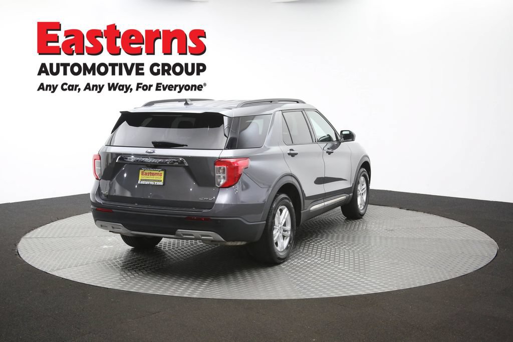 Used 2023 Ford Explorer XLT w/ Equipment Group 202A AWD/4WD image 39