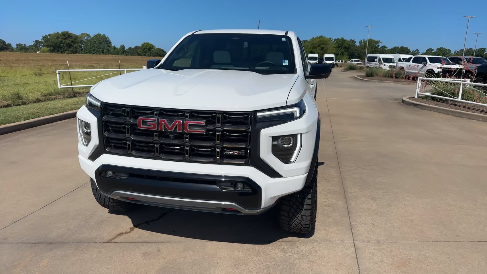 Used 2024 GMC Canyon AT4X AWD/4WD image 4