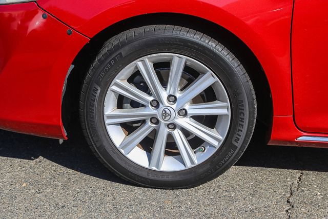 Used 2013 Toyota Camry XLE w/ Leather Pkg FWD image 10