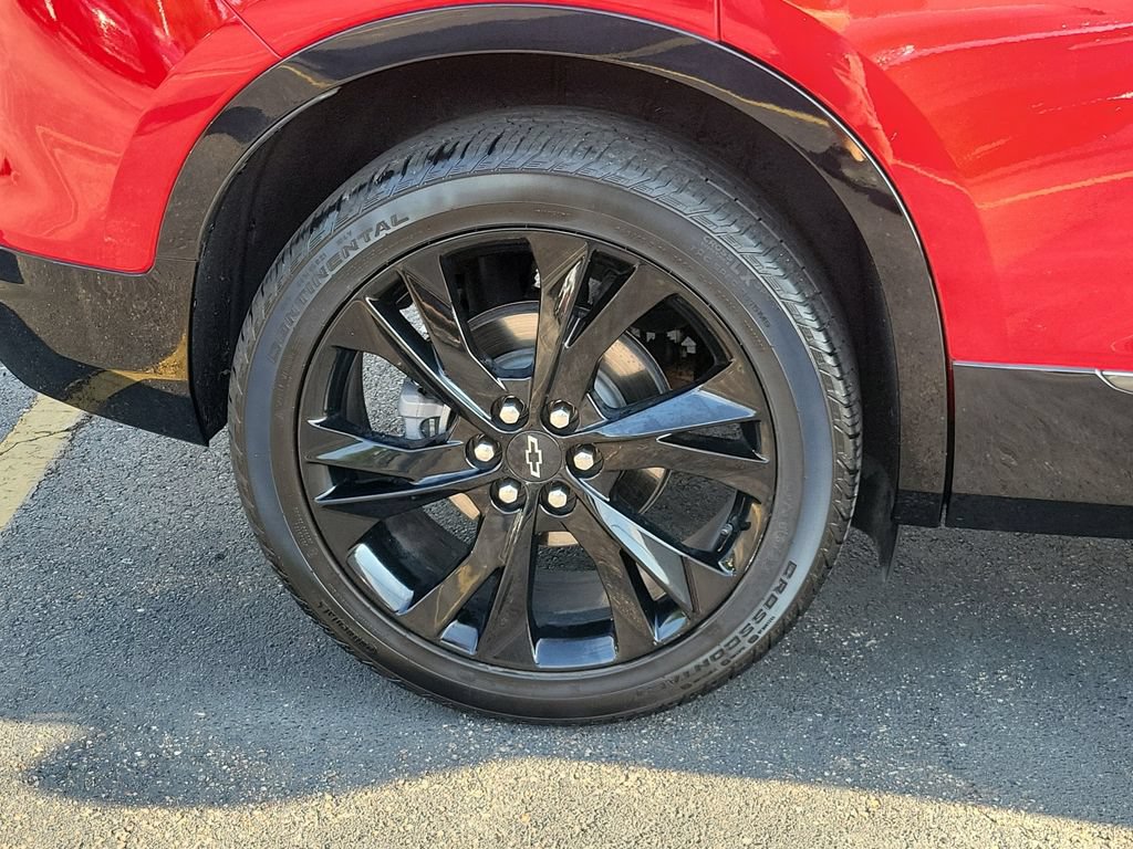 Used 2019 Chevrolet Blazer RS w/ Sun and Wheels Package FWD image 7