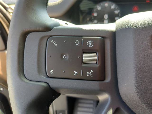 New 2026 Land Rover Defender 110 X-Dynamic SE AWD/4WD image 13
