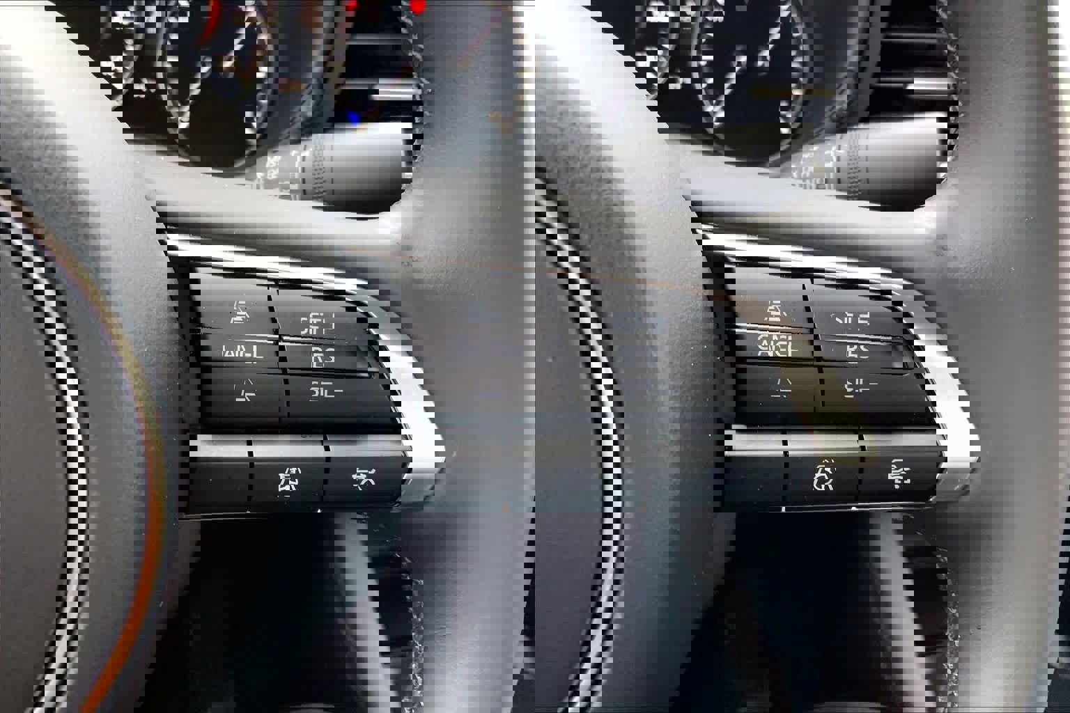 Used 2025 MAZDA MAZDA3 2.5 Turbo Sedan w/Premium Plus image 23