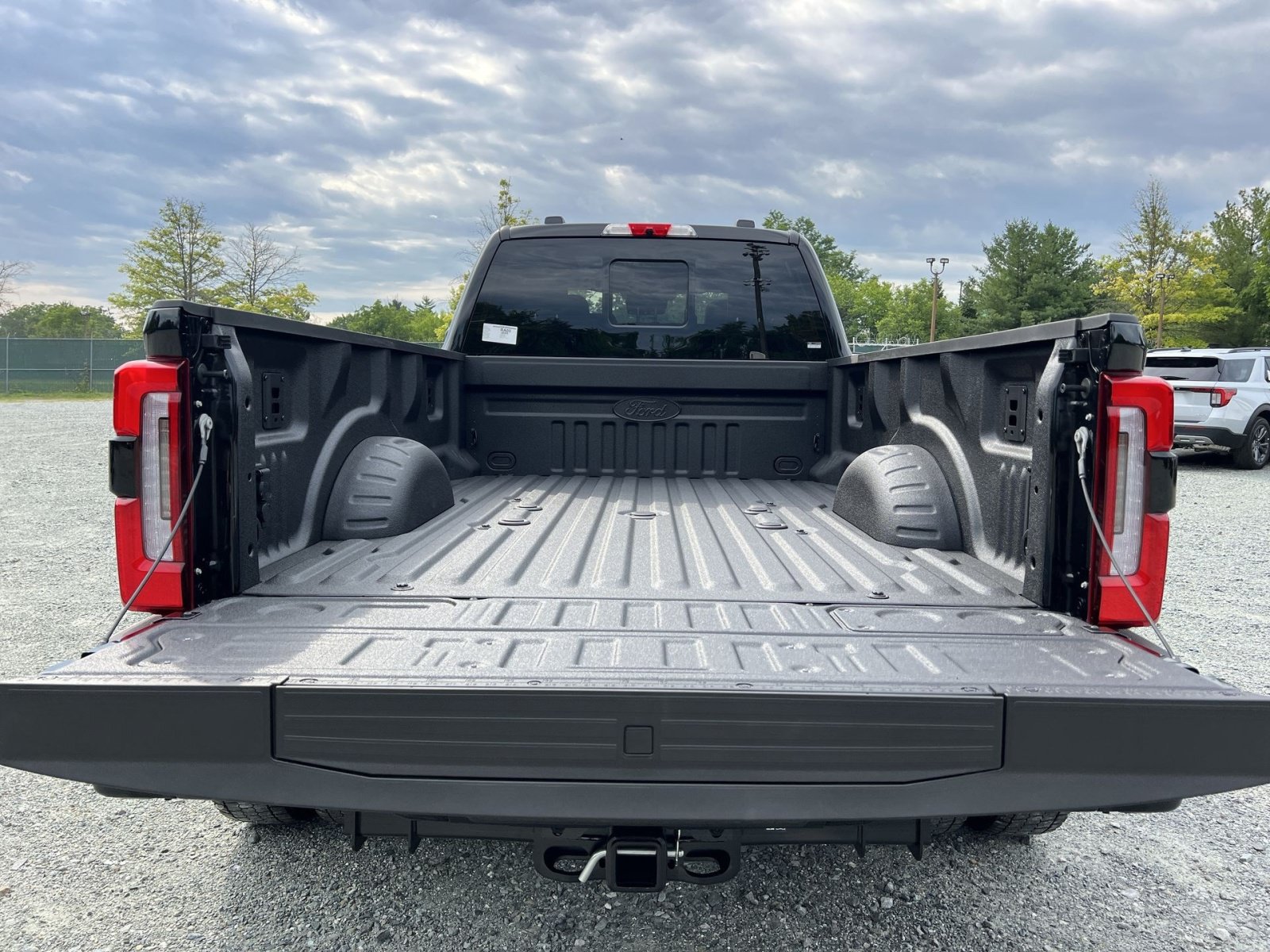 New 2026 Ford F450 Platinum w/ FX4 Off-Road Package AWD/4WD image 26