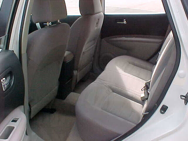 Used 2009 Nissan Rogue S image 10