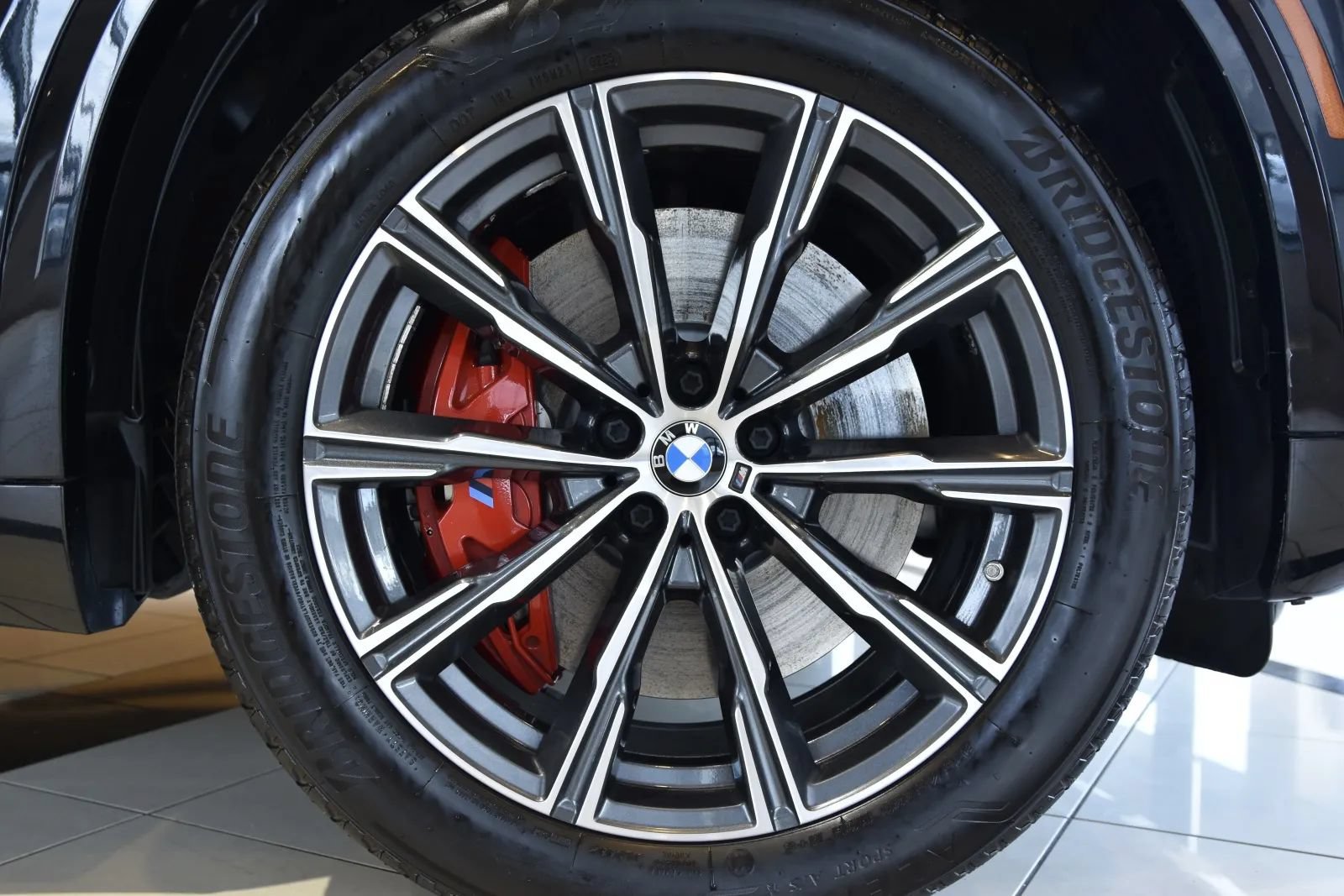 Used 2023 BMW X5 M50i w/ Executive Package AWD/4WD image 11
