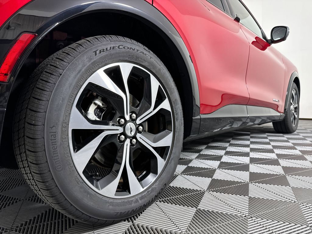 Used 2021 Ford Mustang Mach-E Premium image 17