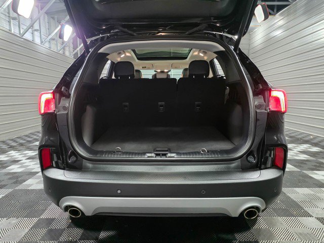 Used 2022 Ford Escape SEL w/ Technology Package image 39