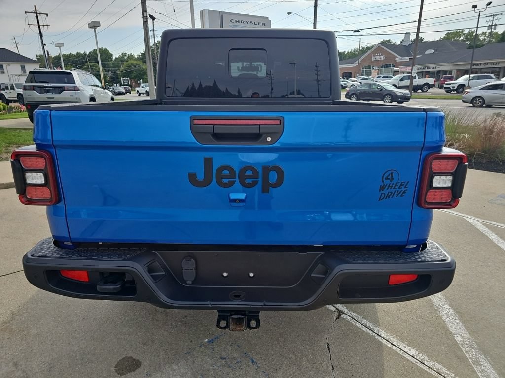 Used 2021 Jeep Gladiator Sport AWD/4WD image 14