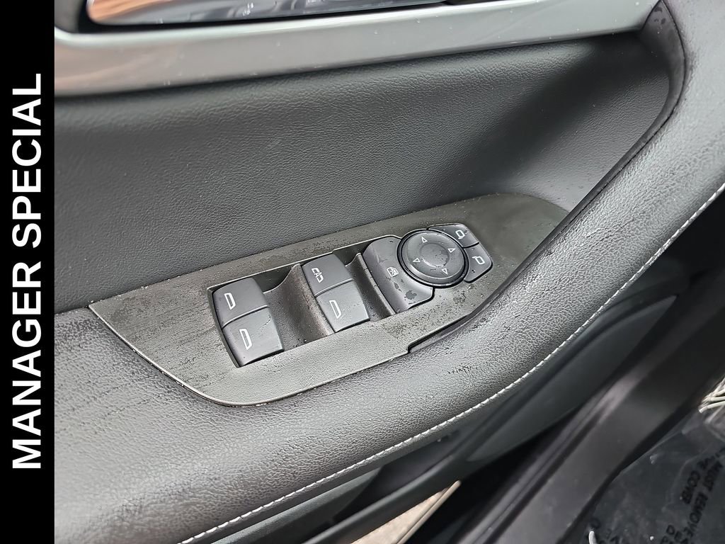 New 2025 Chevrolet Blazer LT w/ Convenience Package image 27