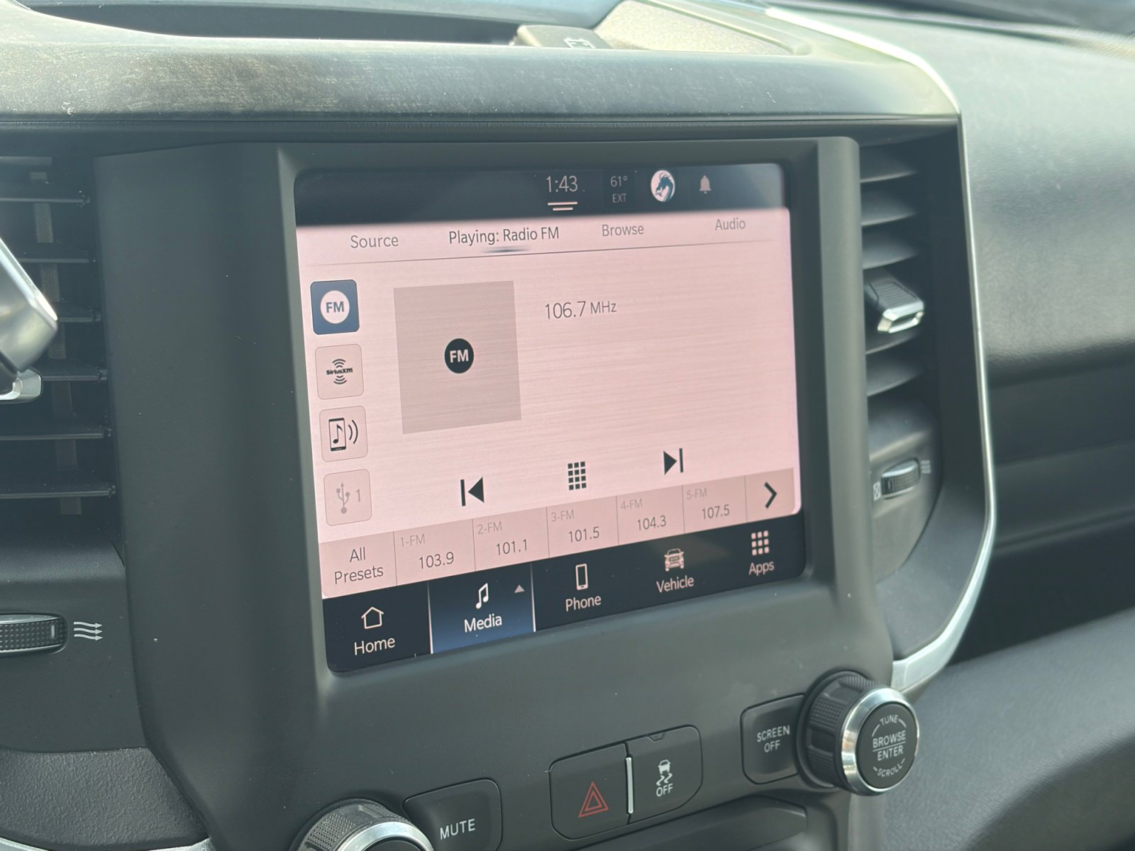 Used 2022 RAM 2500 Big Horn w/ Cold Weather Group image 20