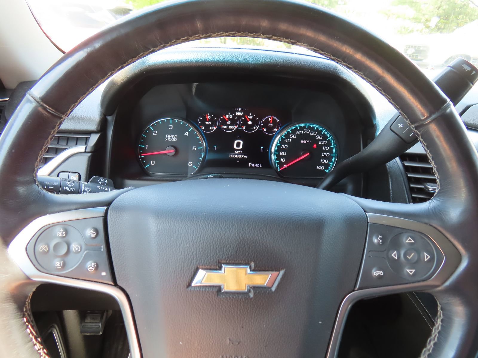 Used 2017 Chevrolet Suburban Premier AWD/4WD image 19