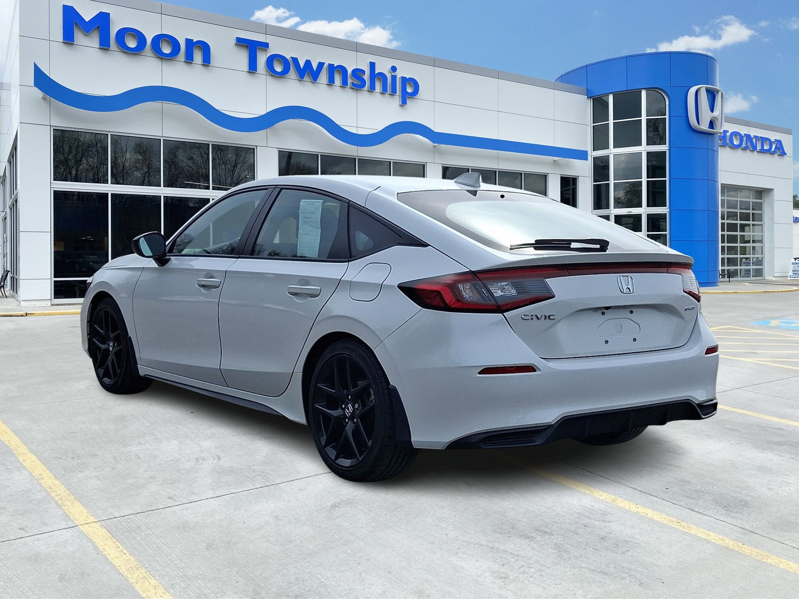 Used 2025 Honda Civic Sport image 4