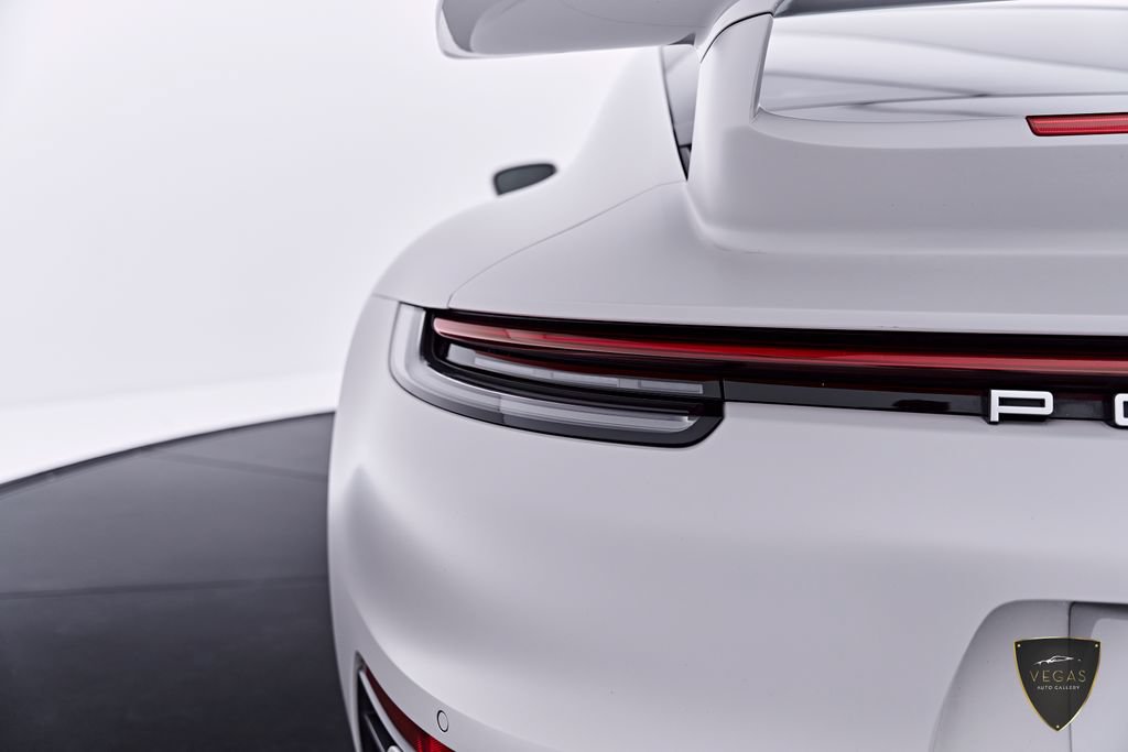Used 2023 Porsche 911 Carrera RWD image 27