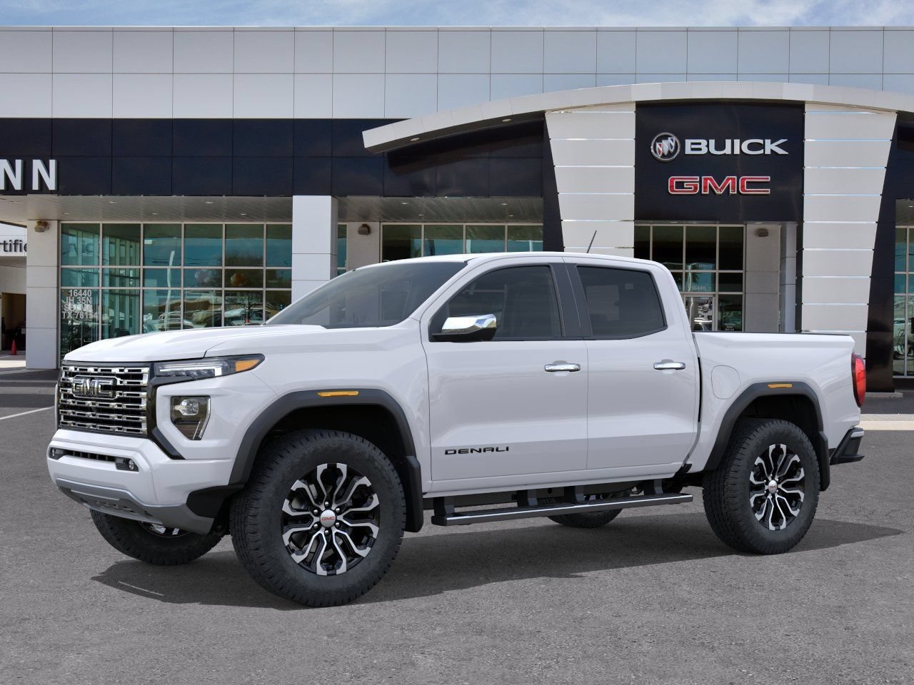 New 2026 GMC Canyon Denali w/ LPO, Black Badging Package AWD/4WD image 2