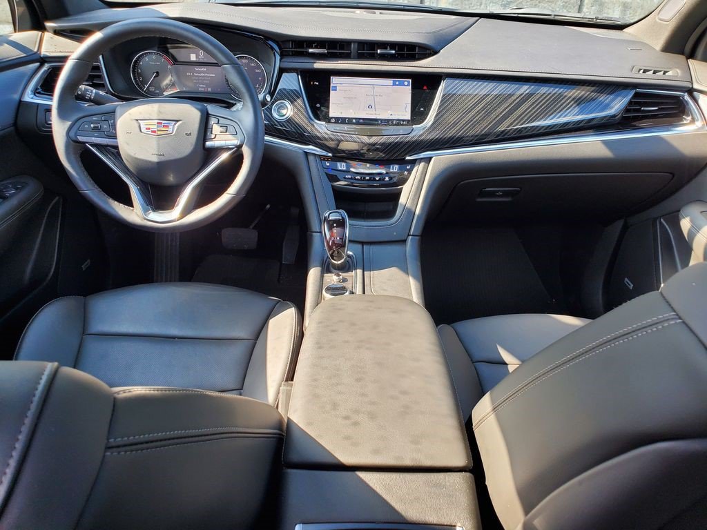 Certified 2024 Cadillac XT6 Premium Luxury AWD/4WD image 16